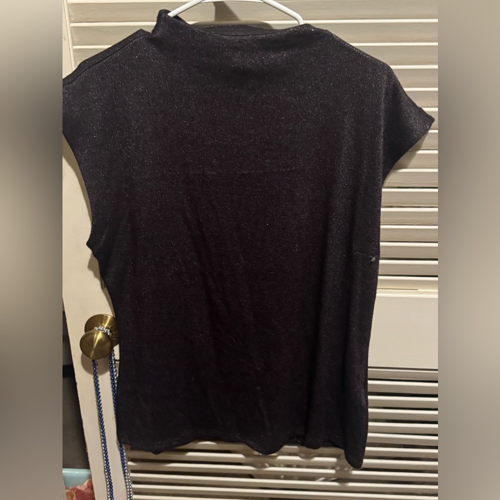 NEW WITH TAGS, Banana republic XL Sparkly charcoal grey blouse, short sleeves